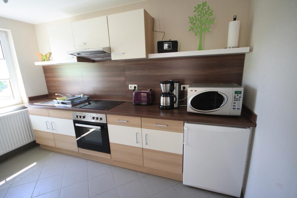 Ferienhaus Zum Gaesschen Weißenfels Habitación foto